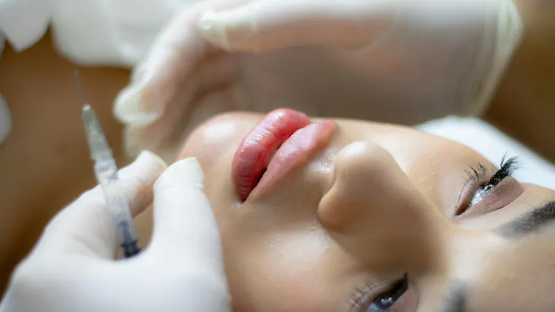 Managing swelling after facial surgery